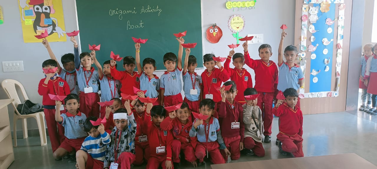 Sabari Patod Sr.Kg Red Day Activities - Boat Making Activity 2022-23