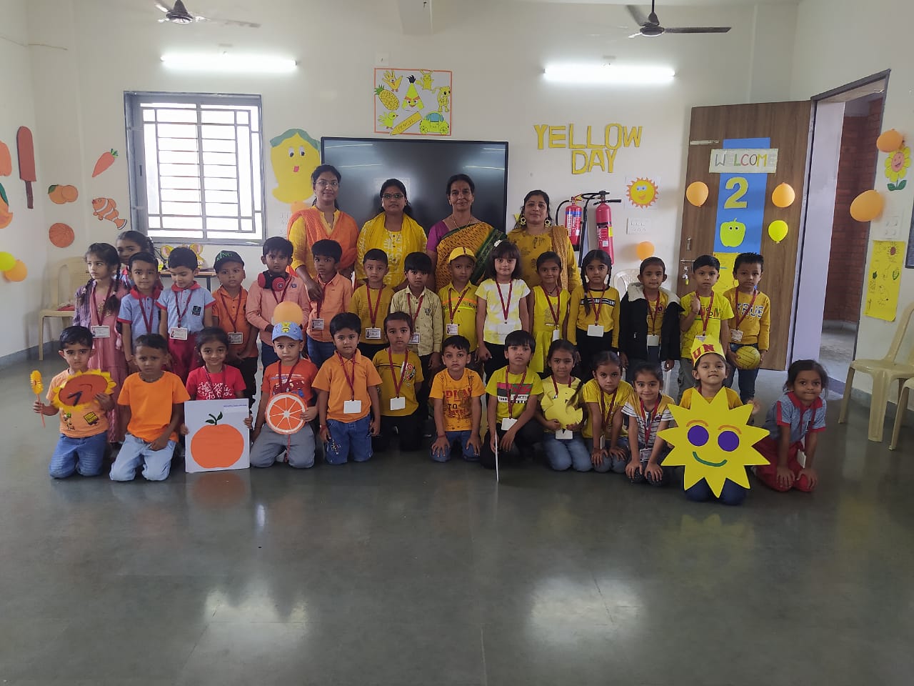 Sabari_Patod_Pre Primary_Yellow and Orange Colour Day Celebration